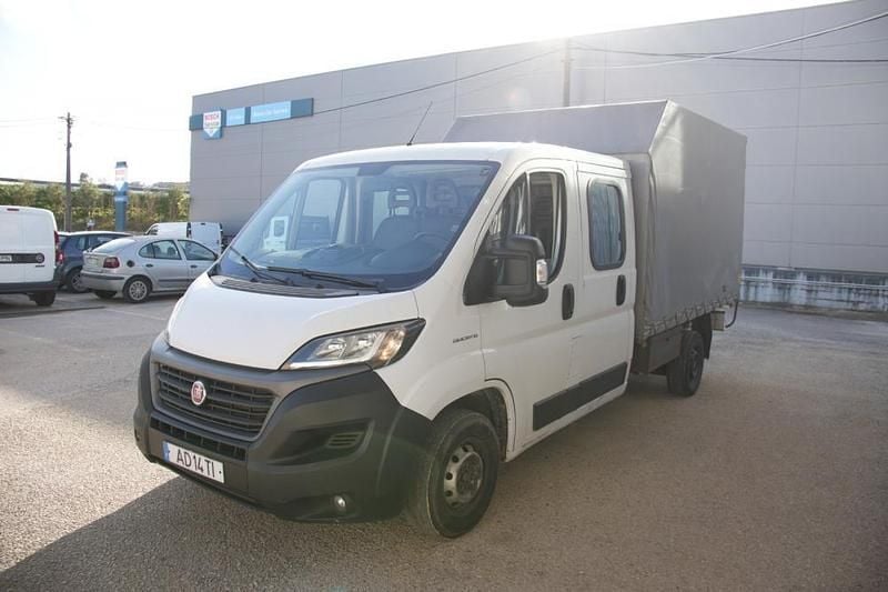 Usado Fiat Ducato 140 HP (102 kW) 2020 Branco Van