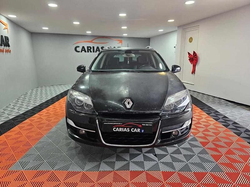 Usado Renault Laguna III Dynamique 110 HP (80 kW) 2012 Preto Carrinha