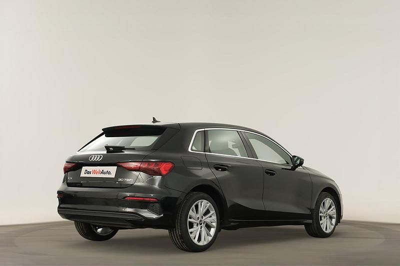 Usado Audi A3 116 HP (85 kW) 2023 Preto