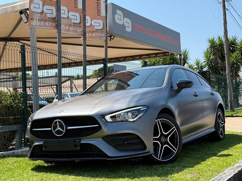Cinza Usado 2021 Mercedes CLA250 Shooting Brake AMG line Carrinha | € 31.500 - Imagem 1/4