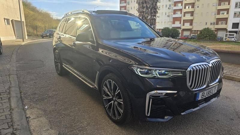 Azul Usado 2020 BMW X7 Comfort Edition SUV | € 64.750 - Imagem 1/4