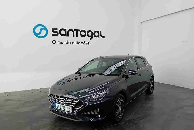 Preto Usado 2023 Hyundai i30 Style Citadino | € 20.490 (Bom preço) - Imagem 1/4
