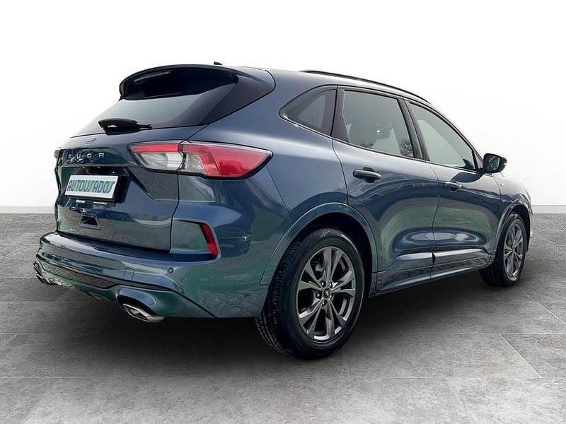 Usado Ford Kuga 150 HP (110 kW) 2022 Azul SUV