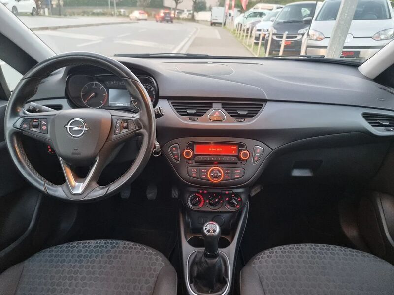 Usado Opel Corsa Business Edition 95 HP (69 kW) 2016 Preto Citadino
