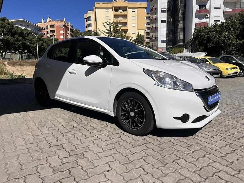 Usado Peugeot 208 68 HP (50 kW) 2014 Branco Citadino