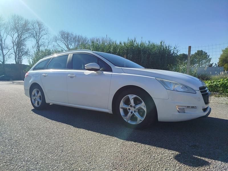 Branco Usado 2012 Peugeot 508 Allure Carrinha | € 7.900 (Bom preço) - Imagem 1/4