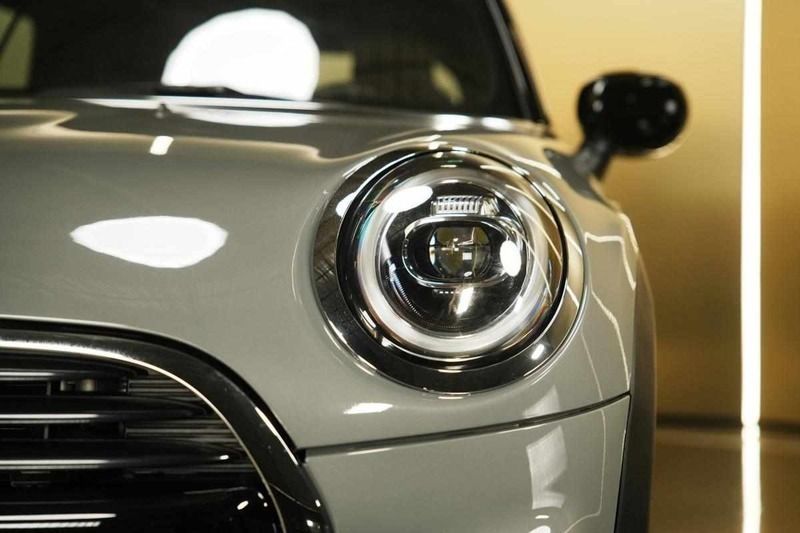 Usado Mini Cooper Cabriolet 136 HP (100 kW) 2021 Cinzento Cabrios