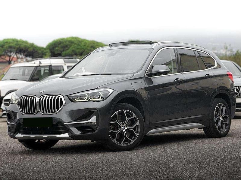 Cinza Usado 2021 BMW X1 xLine SUV | € 29.900 (Preço elevado) - Imagem 1/4