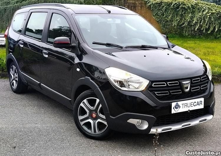 Preto Usado 2019 Dacia Lodgy Stepway Monovolume | € 19.500 (Caro) - Imagem 1/1