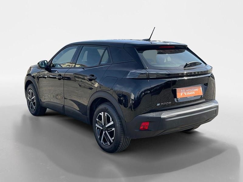 Usado Peugeot e-2008 Style 114 kW (156 HP) 2024 Preto SUV
