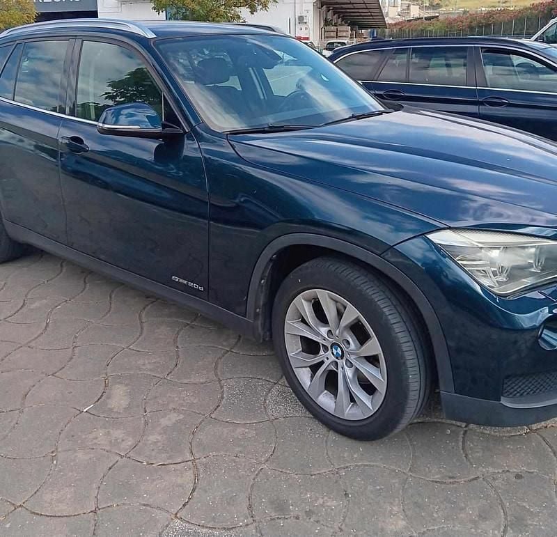 Azul Usado 2014 BMW X1 SUV | € 16.500 (Preço elevado) - Imagem 1/4