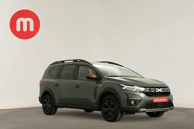 Verde Usado 2024 Dacia Jogger Monovolume | € 21.499 (Preço elevado) - Imagem 1/4
