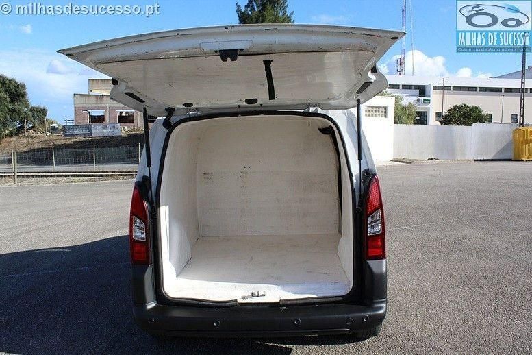 Usado Citroën Berlingo 100 HP (73 kW) 2018 Branco Monovolume