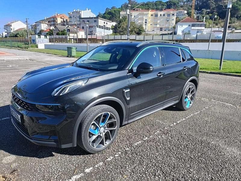 Preto Usado 2022 Lynk & Co 01 SUV | € 25.900 - Imagem 1/4