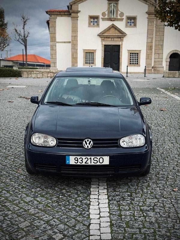 Usado VW Golf IV 130 HP (95 kW) 2001 Azul