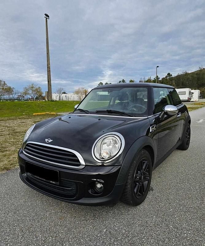 Usado Mini ONE 90 HP (66 kW) 2014 Preto Citadino