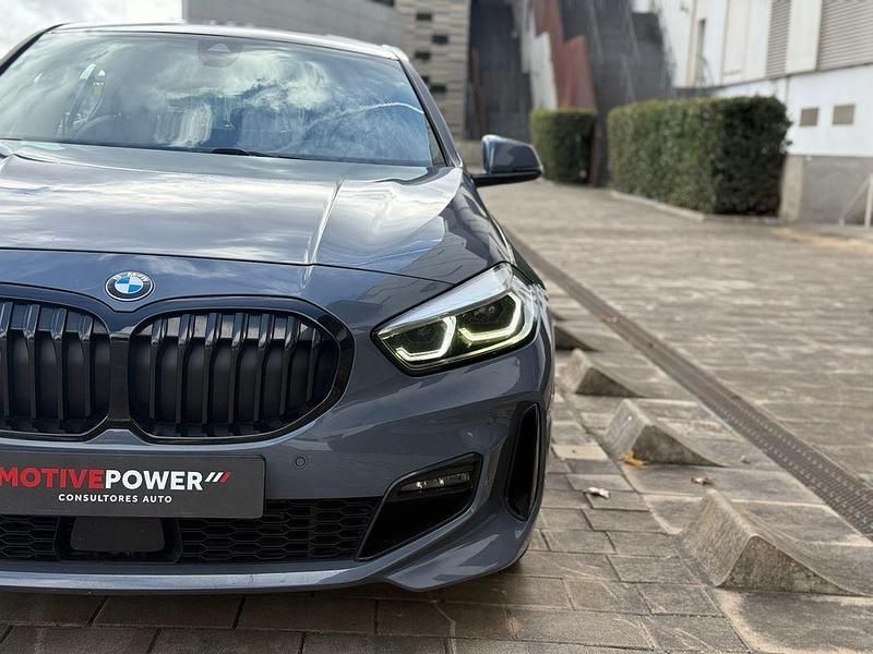 Usado BMW 116 116 HP (85 kW) 2020 Cinza Citadino