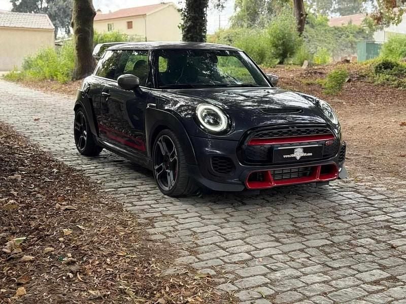 Usado Mini John Cooper Works 306 HP (225 kW) 2020 Cinza Citadino