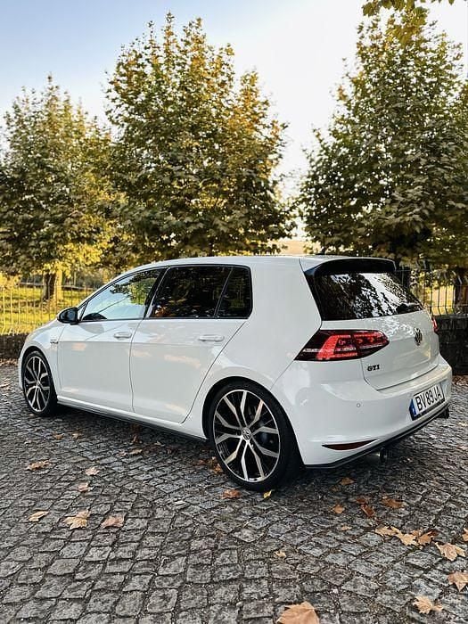 Usado 2016 VW Golf VII GTI Sedan | € 17.900 (Super Preço) - Imagem 1/4