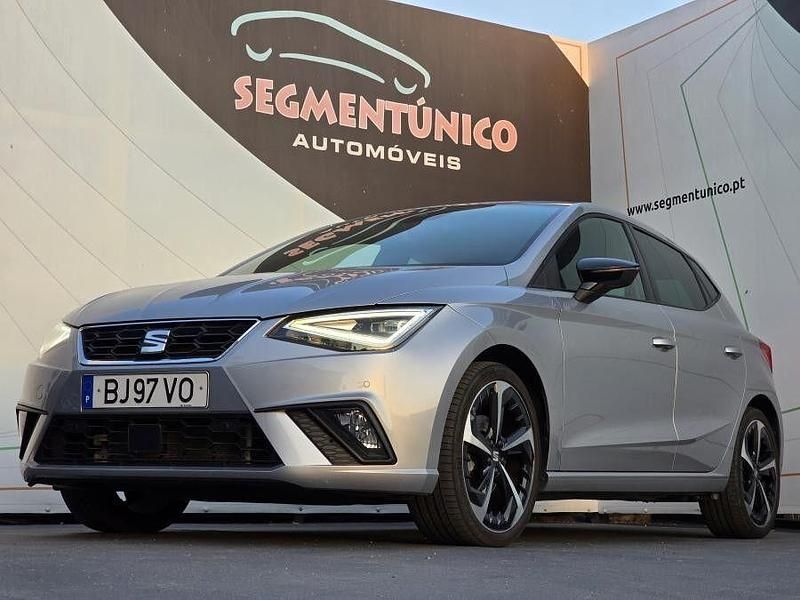 Usado Seat Ibiza FR 110 HP (80 kW) 2024 Cinza