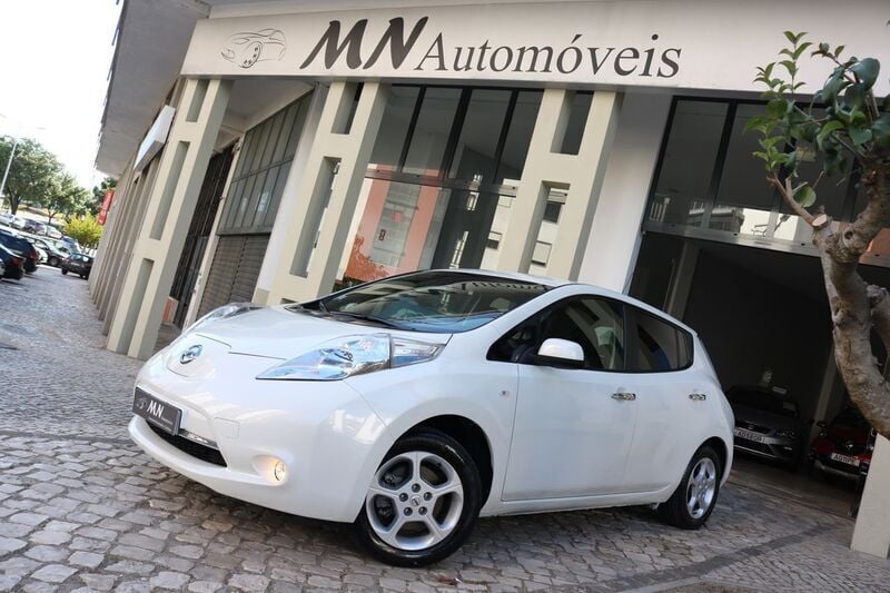 Branco Usado 2017 Nissan Leaf Tekna Citadino | € 12.750 (Preço justo) - Imagem 1/4