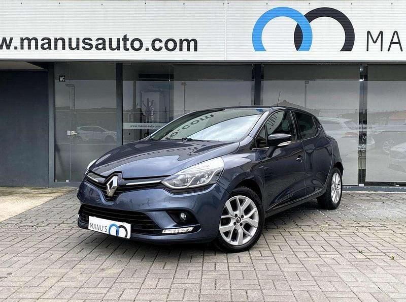 Usado Renault Clio IV 90 HP (66 kW) 2019 Cinzento