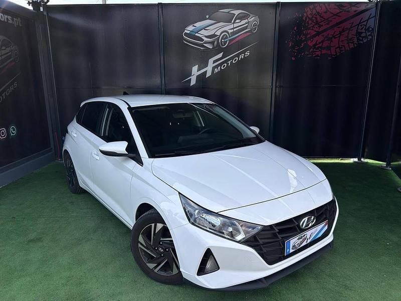 Usado Hyundai i20 84 HP (61 kW) 2022 Branco Citadino
