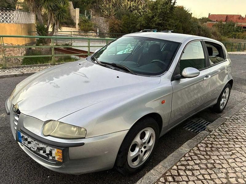 Usado 2002 Alfa Romeo 147 Citadino | € 2.100 - Imagem 1/4