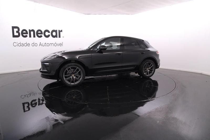Preto Usado 2023 Porsche Macan S SUV | € 89.900 - Imagem 1/4