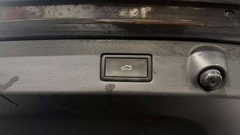 Usado VW Arteon Elegance 150 HP (110 kW) 2022 Cinza Carrinha