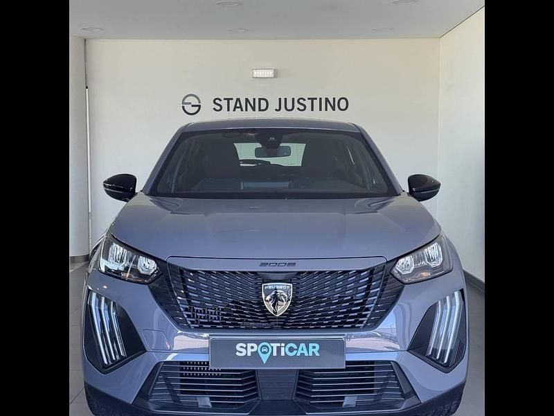 Usado Peugeot 2008 Active 100 HP (73 kW) 2024 Cinzento SUV