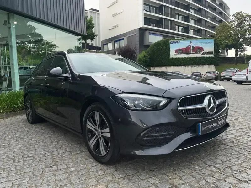 Cinza graphite Usado 2022 Mercedes C220 Avantgarde Carrinha | € 48.900 (Caro) - Imagem 1/4