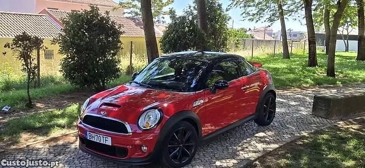Vermelho Usado 2012 Mini Cooper SD Coupé Coupé | € 10.990 - Imagem 1/1