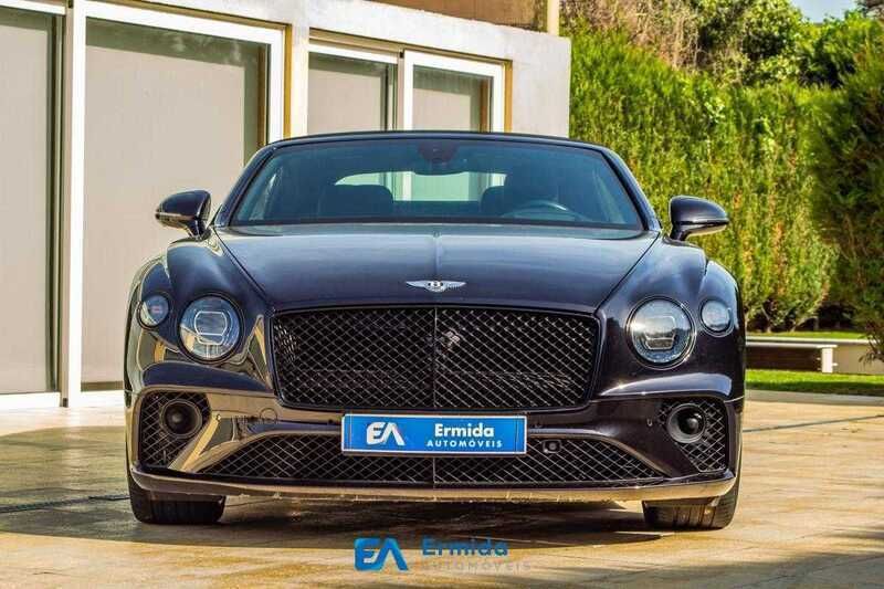 Usado Bentley Continental 550 HP (404 kW) 2021 Preto Sedan