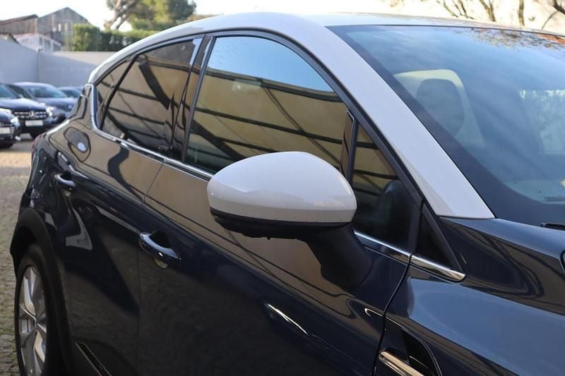 Usado Renault Captur 160 HP (117 kW) 2021 Cinza SUV