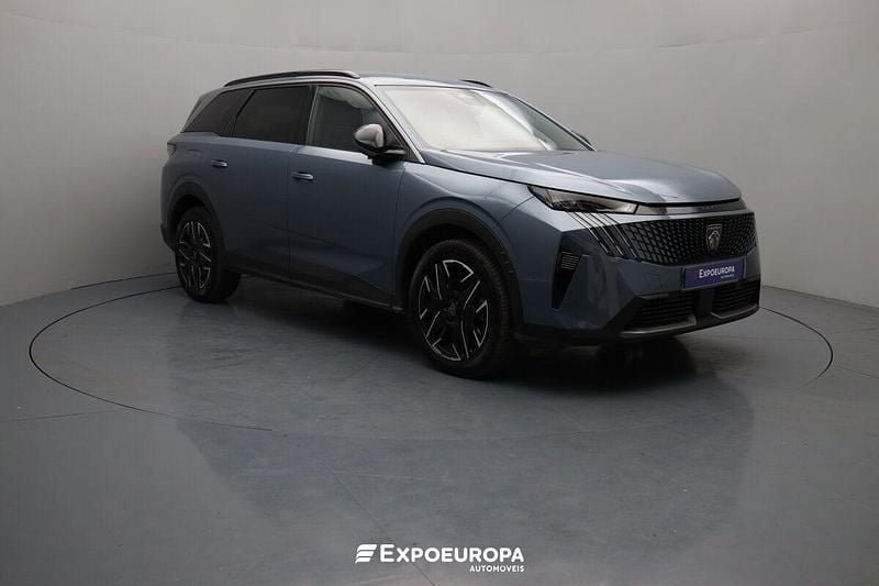 Usado Peugeot 5008 Allure 145 HP (106 kW) 2025 Cinza SUV