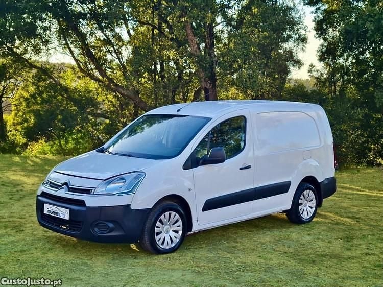 Branco Usado 2012 Citroën Berlingo Monovolume | € 7.500 (Preço justo) - Imagem 1/1