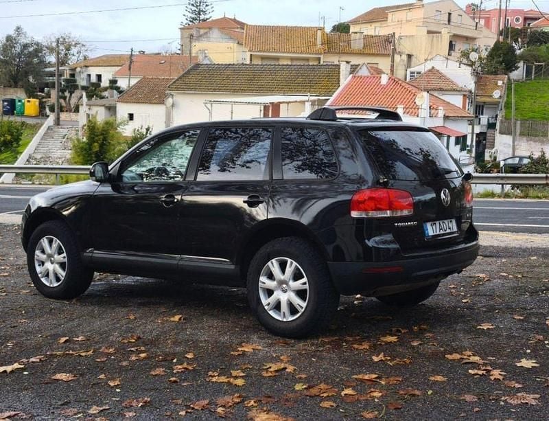 Usado 2005 VW Touareg SUV | € 8.900 - Imagem 1/4