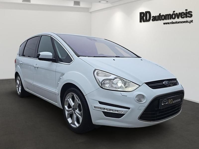 Usado Ford S-MAX S 163 HP (119 kW) 2011 Branco Monovolume