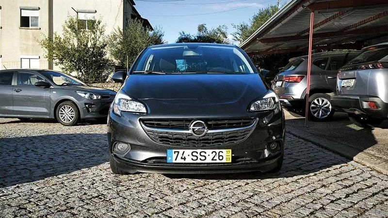 Usado Opel Corsa Dynamic 90 HP (66 kW) 2017 Preto Citadino