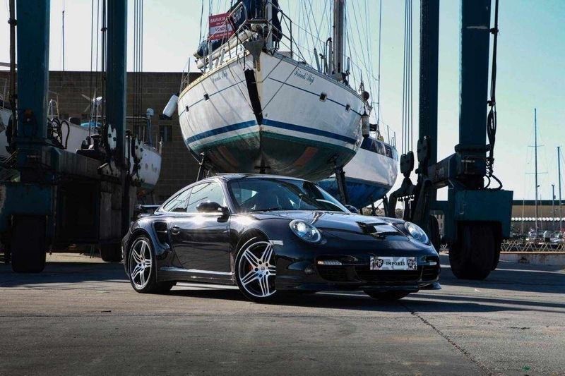 Preto Usado 2009 Porsche 997 Turbo Coupé | € 108.000 - Imagem 1/4