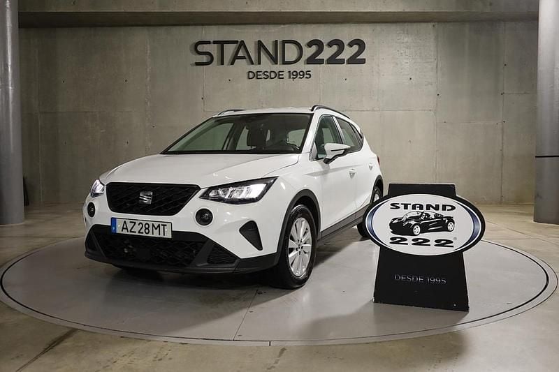 Branco Usado 2023 Seat Arona Style SUV | € 15.850 (Preço justo) - Imagem 1/4