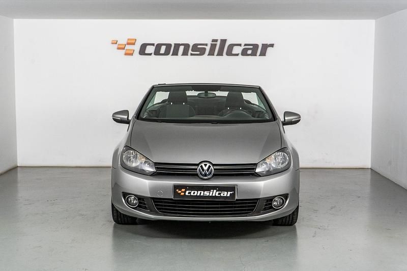 Usado VW Golf Cabriolet 105 HP (77 kW) 2011 Cinza Cabrios