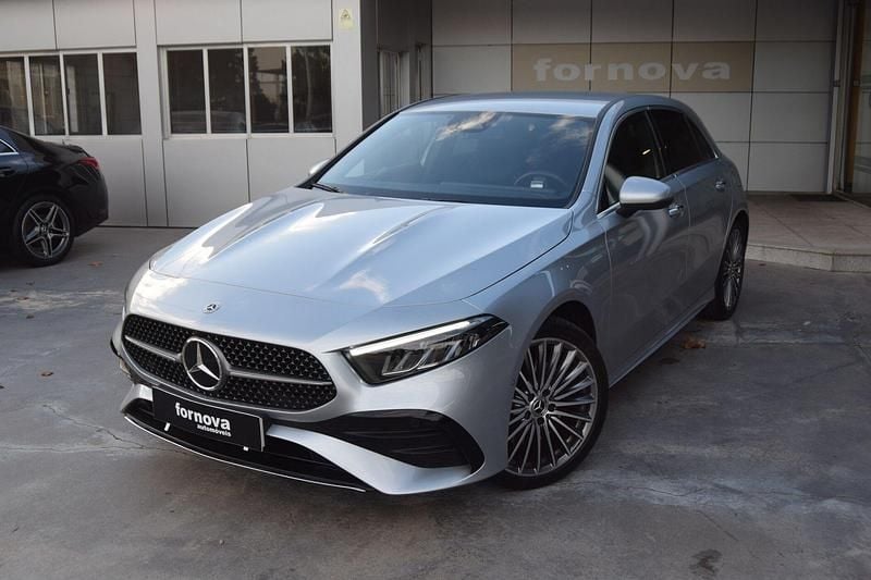 Cinza Usado 2024 Mercedes A250 AMG line Sedan | € 38.500 (Preço justo) - Imagem 1/4