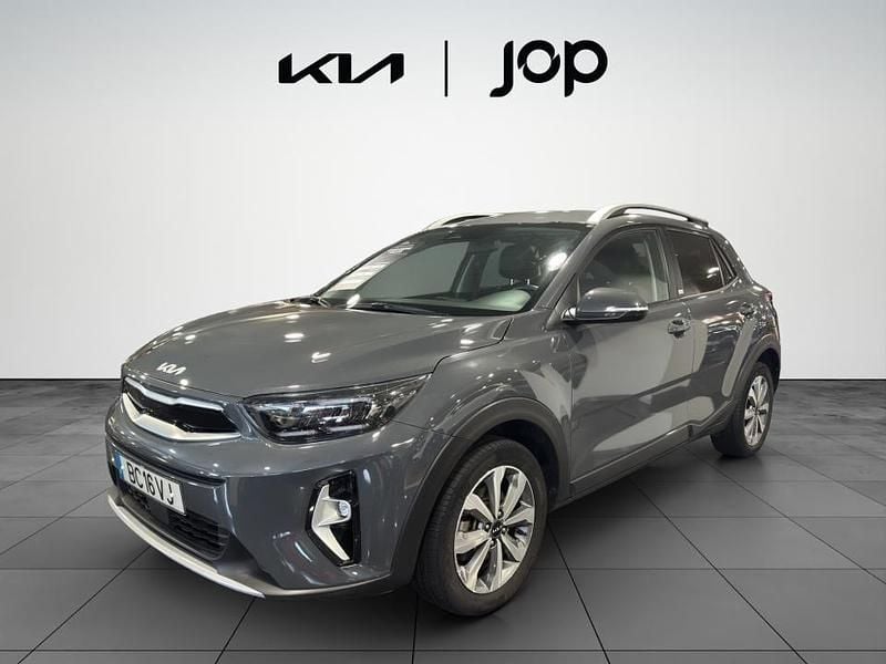 Cinza Usado 2023 Kia Stonic SUV | € 15.990 (Preço justo) - Imagem 1/4