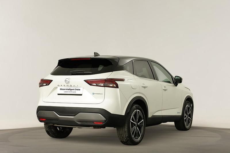 Usado Nissan Qashqai Tekna 190 HP (139 kW) 2023 Branco SUV