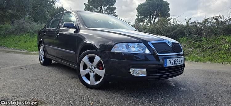 Usado Skoda Octavia SportLine 140 HP (102 kW) 2005 Preto Sedan