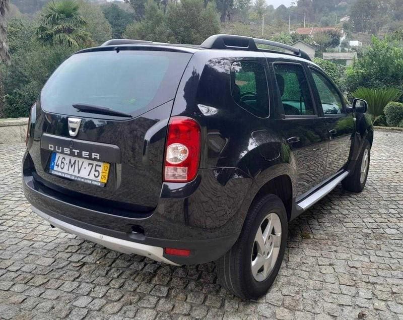 Usado Dacia Duster Prestige 110 HP (80 kW) 2012 Preto SUV