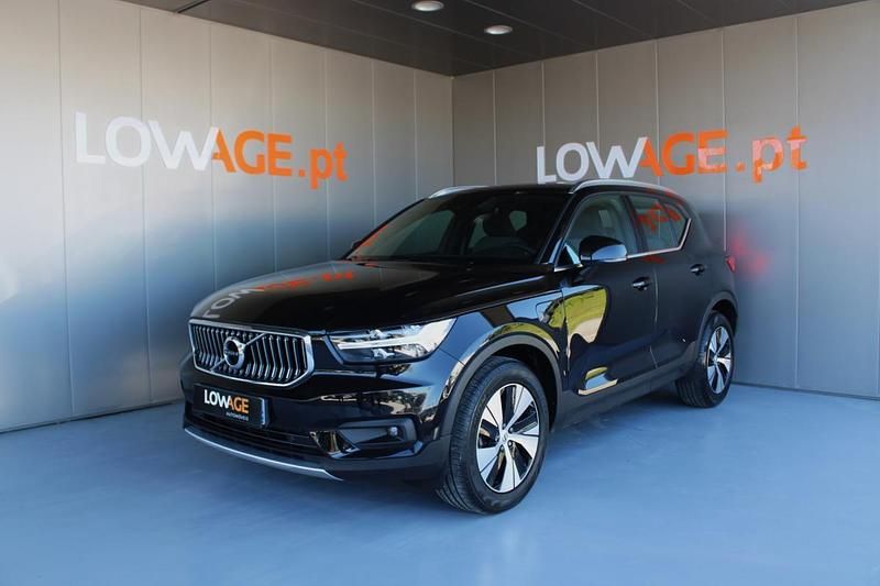 Preto Usado 2021 Volvo XC40 SUV | € 29.300 (Preço justo) - Imagem 1/4
