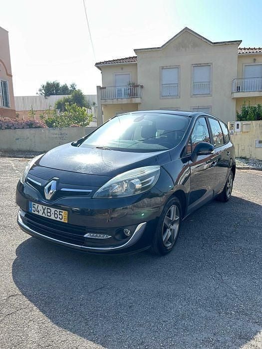 Usado 2013 Renault Scénic III Monovolume | € 7.200 (Super Preço) - Imagem 1/4